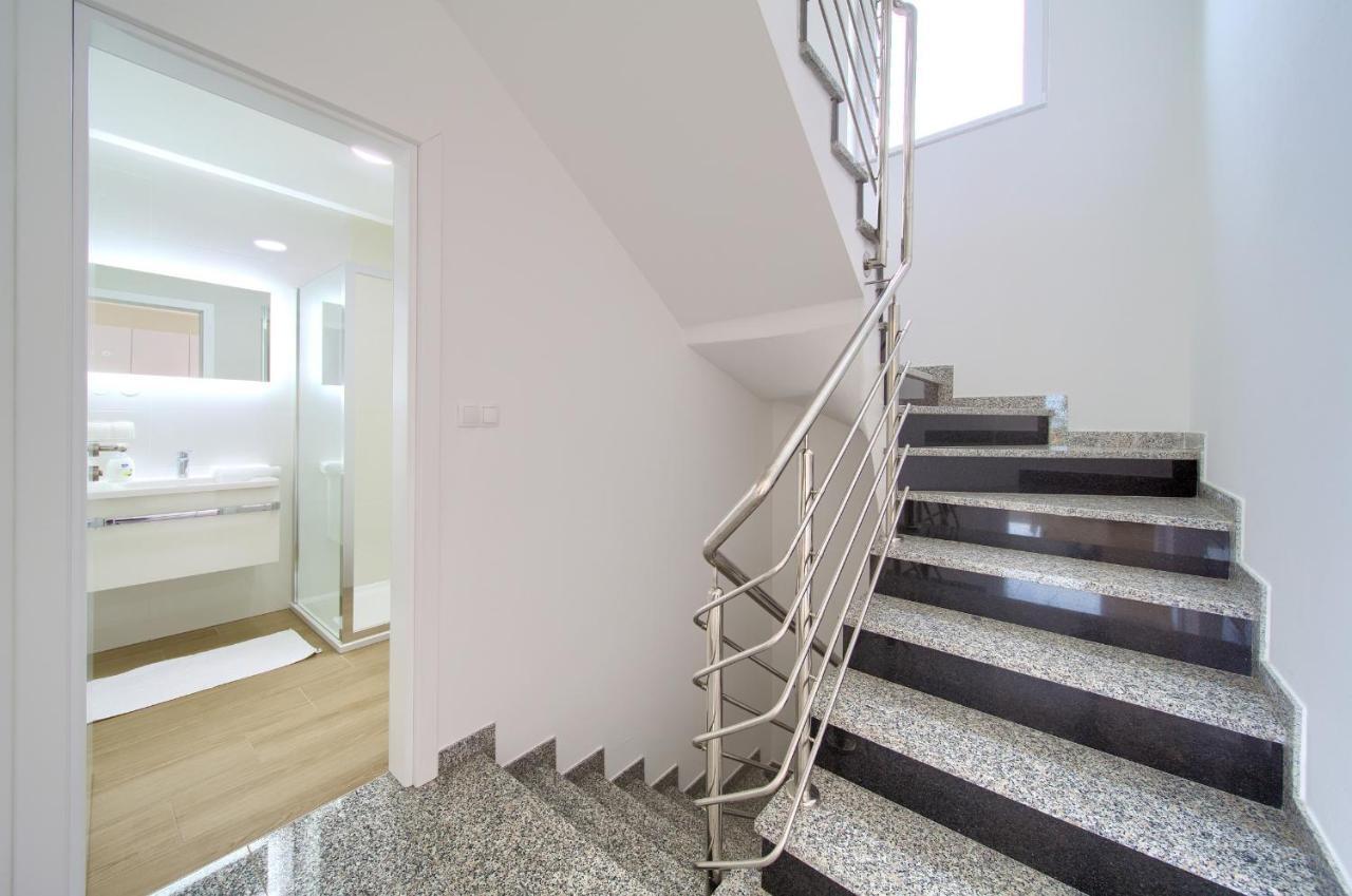 Вілла Adria House Sveti Anton  Екстер'єр фото
